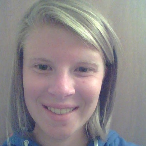 Meet your Posher, Lisa - Picture 1 of 1